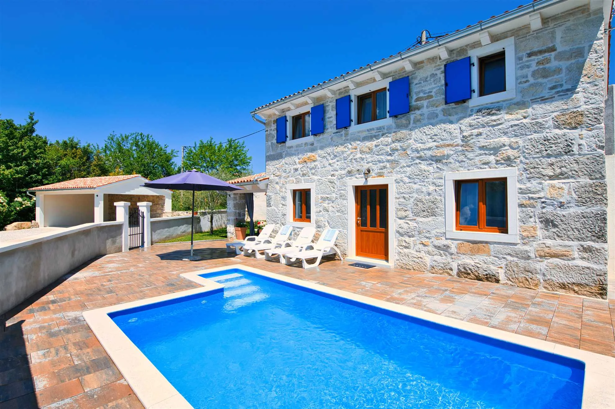 Holiday Home Villa Azi